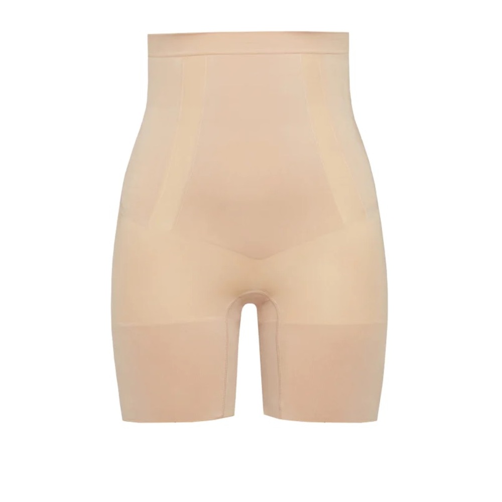 SPANX OnCore High-Waisted Mid-Thigh Short, Small
